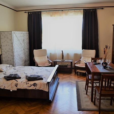 Studio Brasov Διαμέρισμα Εξωτερικό φωτογραφία